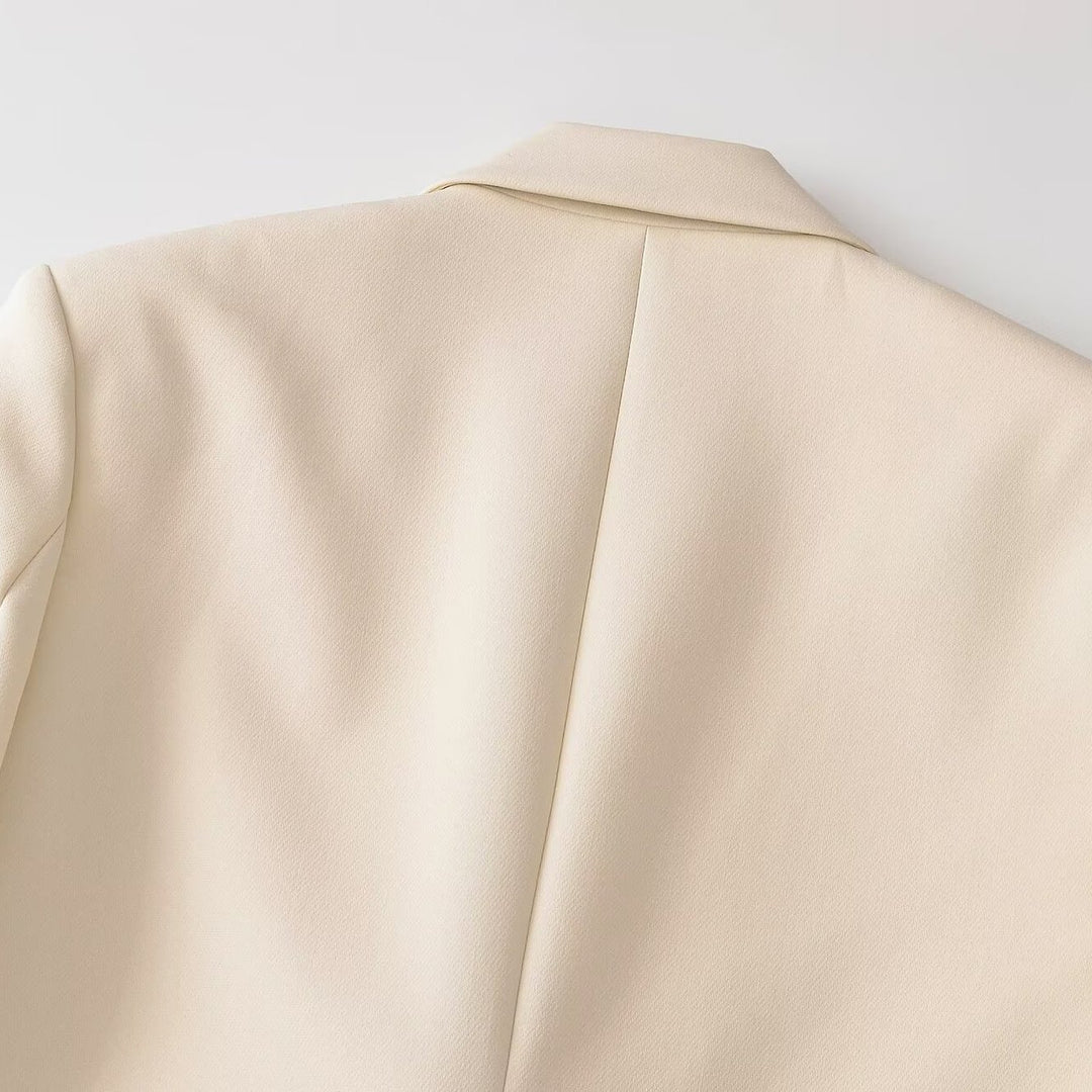 Damen Doppelreihiger Longblazer mit Reverskragen, tailliertem Schnitt und Pattentaschen Shop Nory