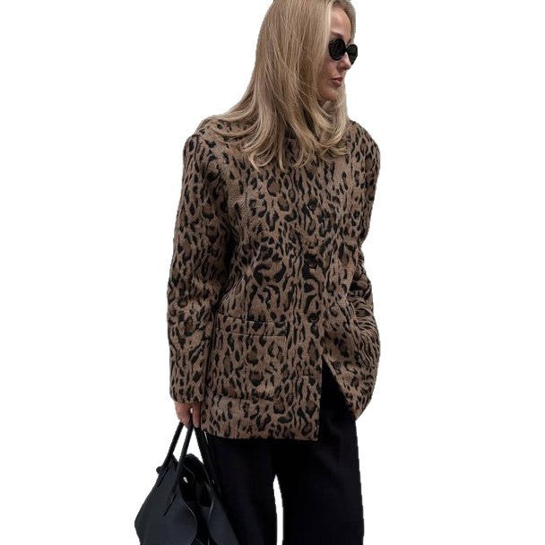 Damen Kurz geschnittener Kunstpelzmantel mit Leopardmuster und kastiger Silhouette Shop Nory