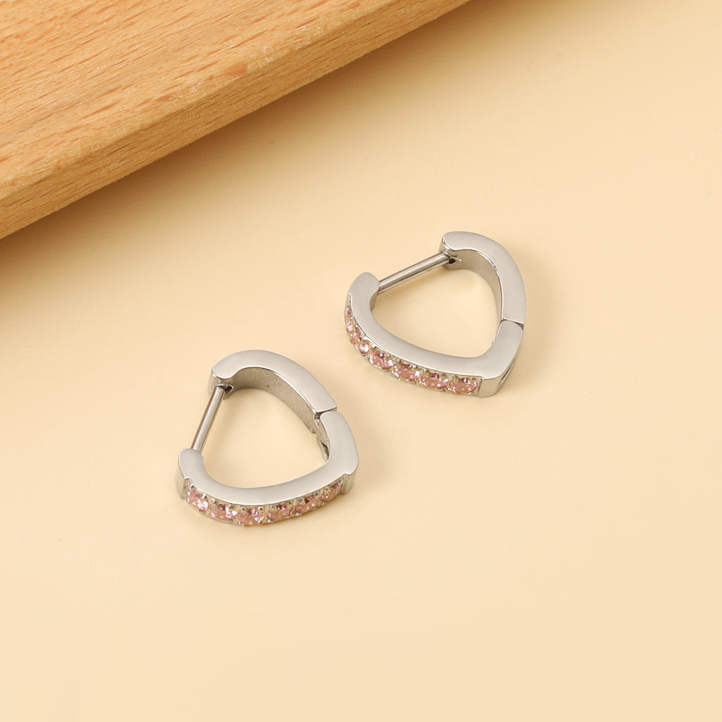 Damen Ohrstecker im Herzen-Design mit funkelnden Zirkonia Shop Nory