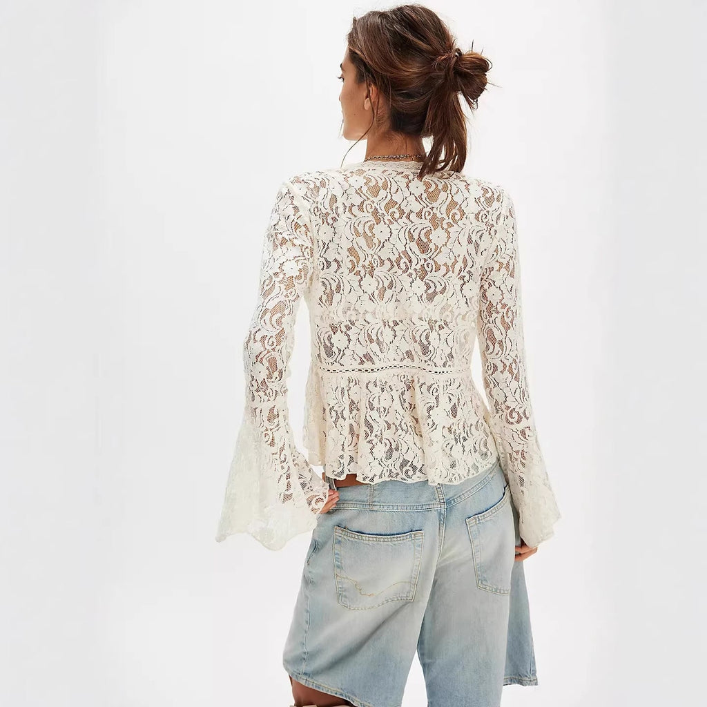 Damen Spitzenbluse im romantischen Design mit weitem Arm