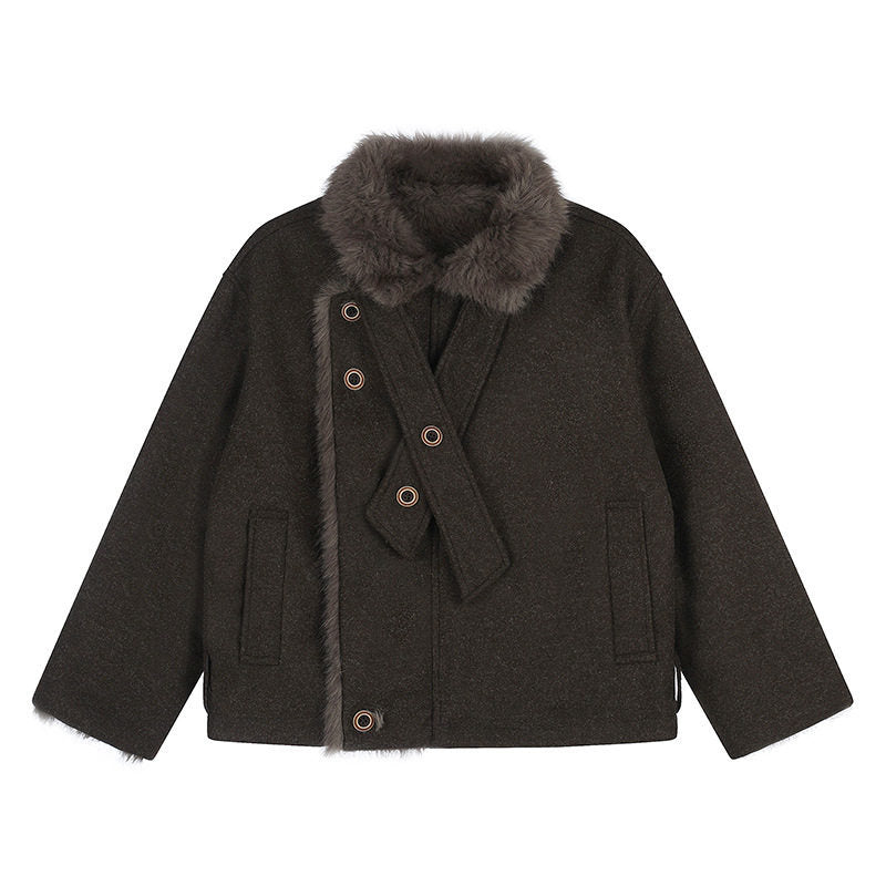 Damen Kurz geschnittene Wolljacke mit Kunstfellbesatz und asymmetrischer Knopfleiste Shop Nory