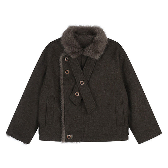 Damen Kurz geschnittene Wolljacke mit Kunstfellbesatz und asymmetrischer Knopfleiste Shop Nory