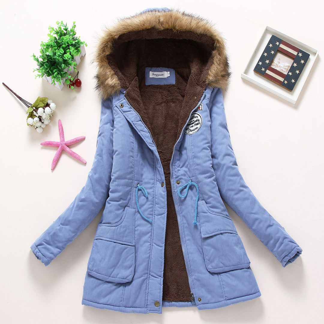 Damen taillierter Winterparka mit Teddyfutter Kunstfellkapuze und Tunnelzug Shop Nory