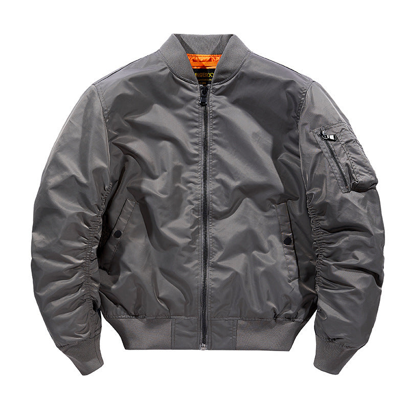 Herren Modernes Nylon-Flightbomber mit kontrastierendem Innenfutter, Ärmeltasche und elastischem Rippbündchen Shop Nory