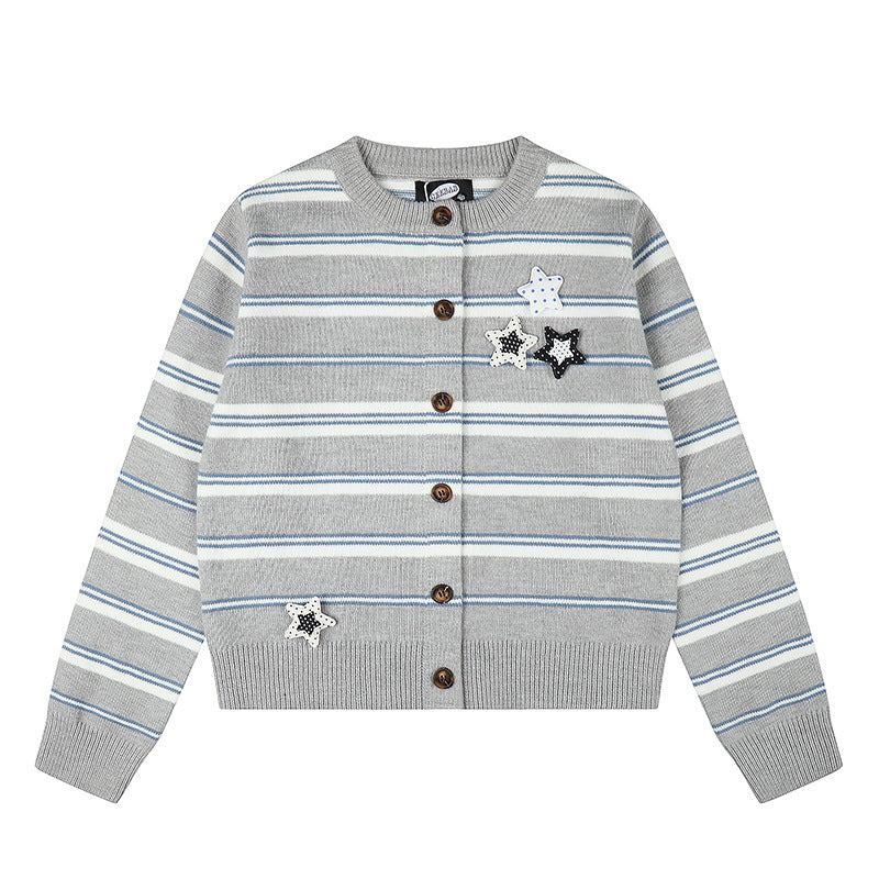 Damen Gestreifte Strick-Cardigan mit Knopfleiste und Stern-Applikationen Shop Nory