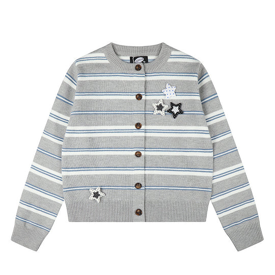 Damen Gestreifte Strick-Cardigan mit Knopfleiste und Stern-Applikationen Shop Nory