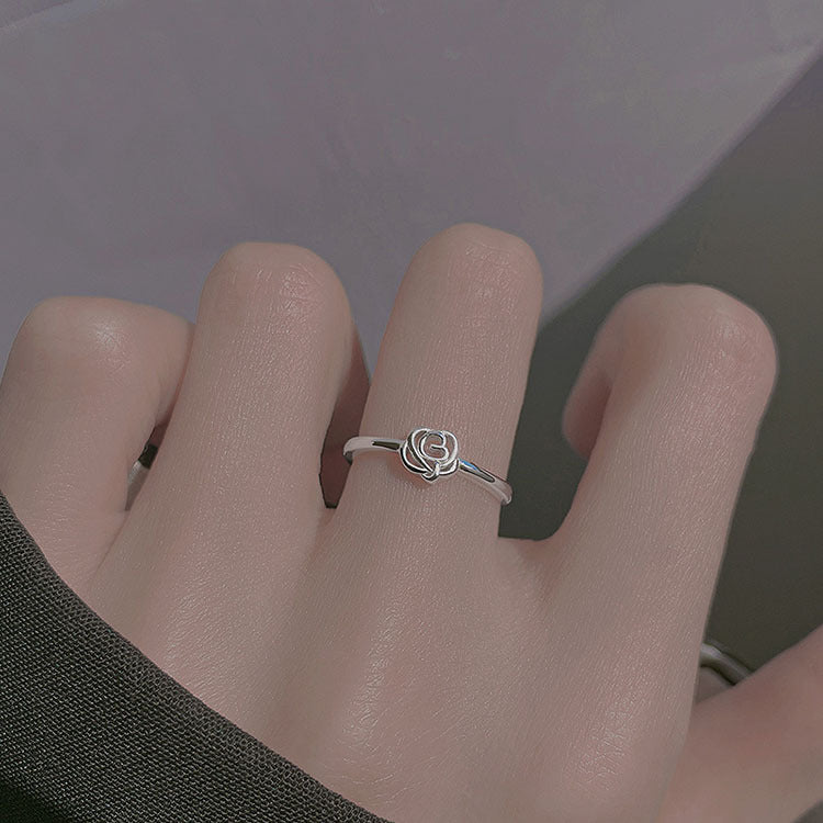 Damen filigraner Ring mit zartem Rosenmotiv Shop Nory