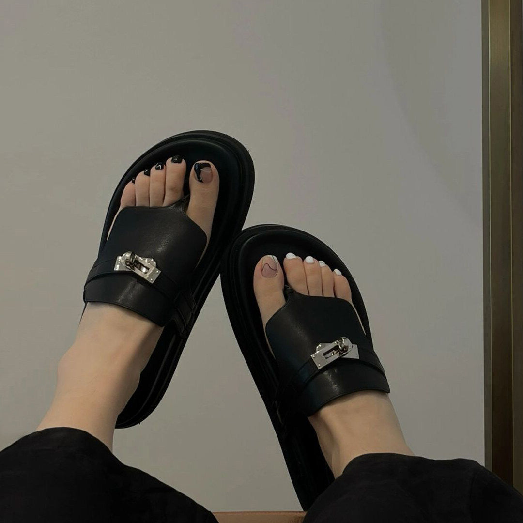 Damen Zehentrenner-Sandalen mit edlem Riemen und rutschfester Sohle
