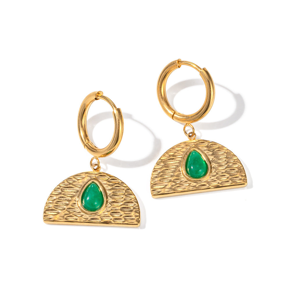 Damen Ohrhänger mit elegantem Boho-Design und grünem Edelsteinelement Shop Nory