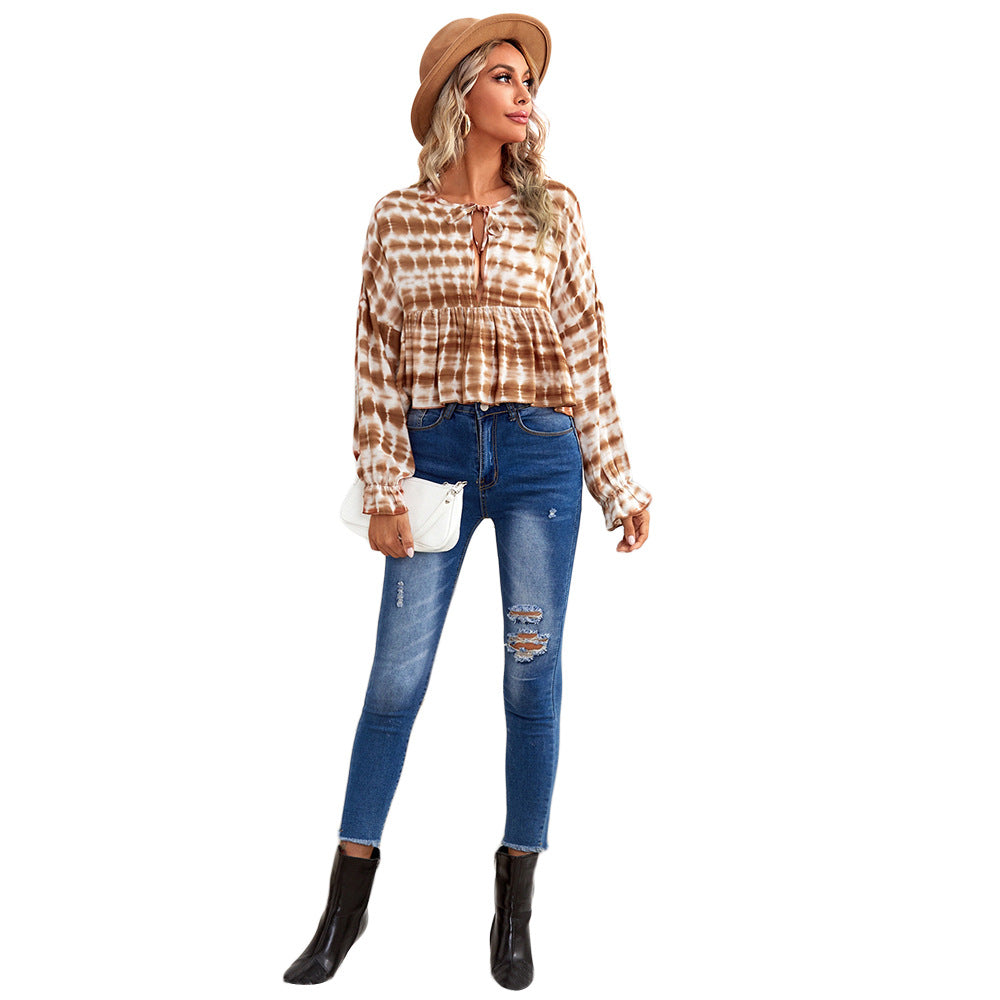 Damen luftiges Peplum-Blusenshirt mit Batikmuster, Kordel‑Neckline und gerafften Ärmeln Shop Nory