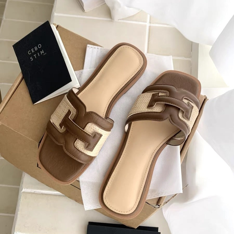 Damen modische Slipper mit elegantem Riemendesign und gepolstertem Fußbett