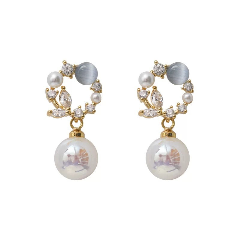 Damen Ohrstecker mit luxuriösem Perlenanhänger und funkelnden Zirkonia Shop Nory