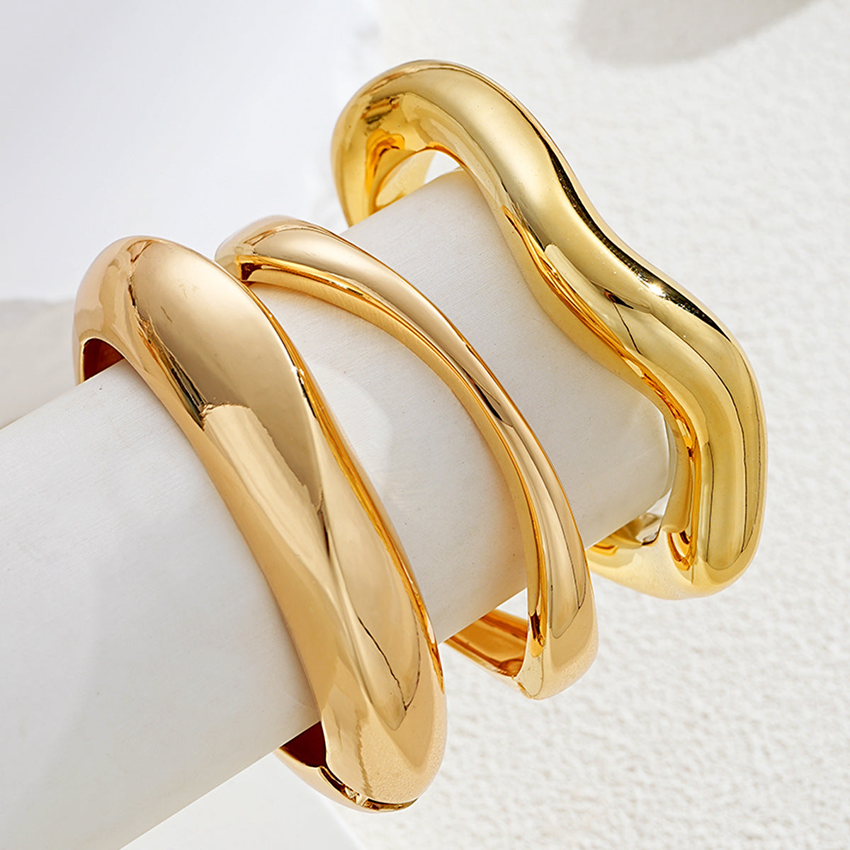 Damen goldenes Armreif-Set Shop Nory