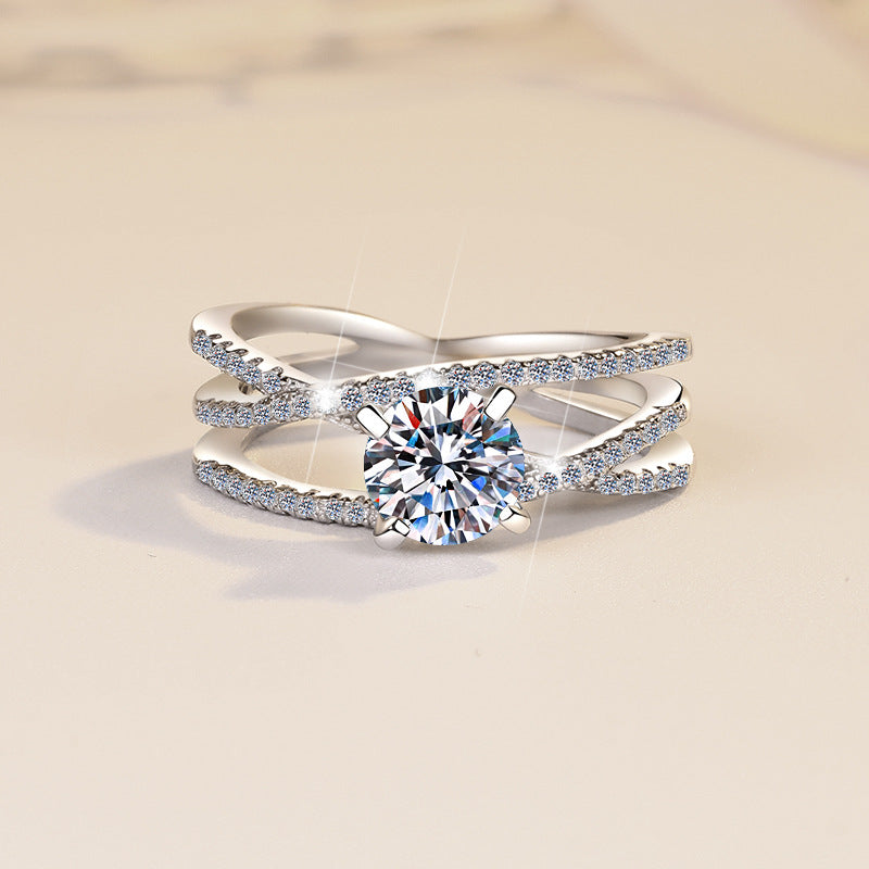 Damen Verlobungsring mit strahlendem Kristall und modernem Design Shop Nory