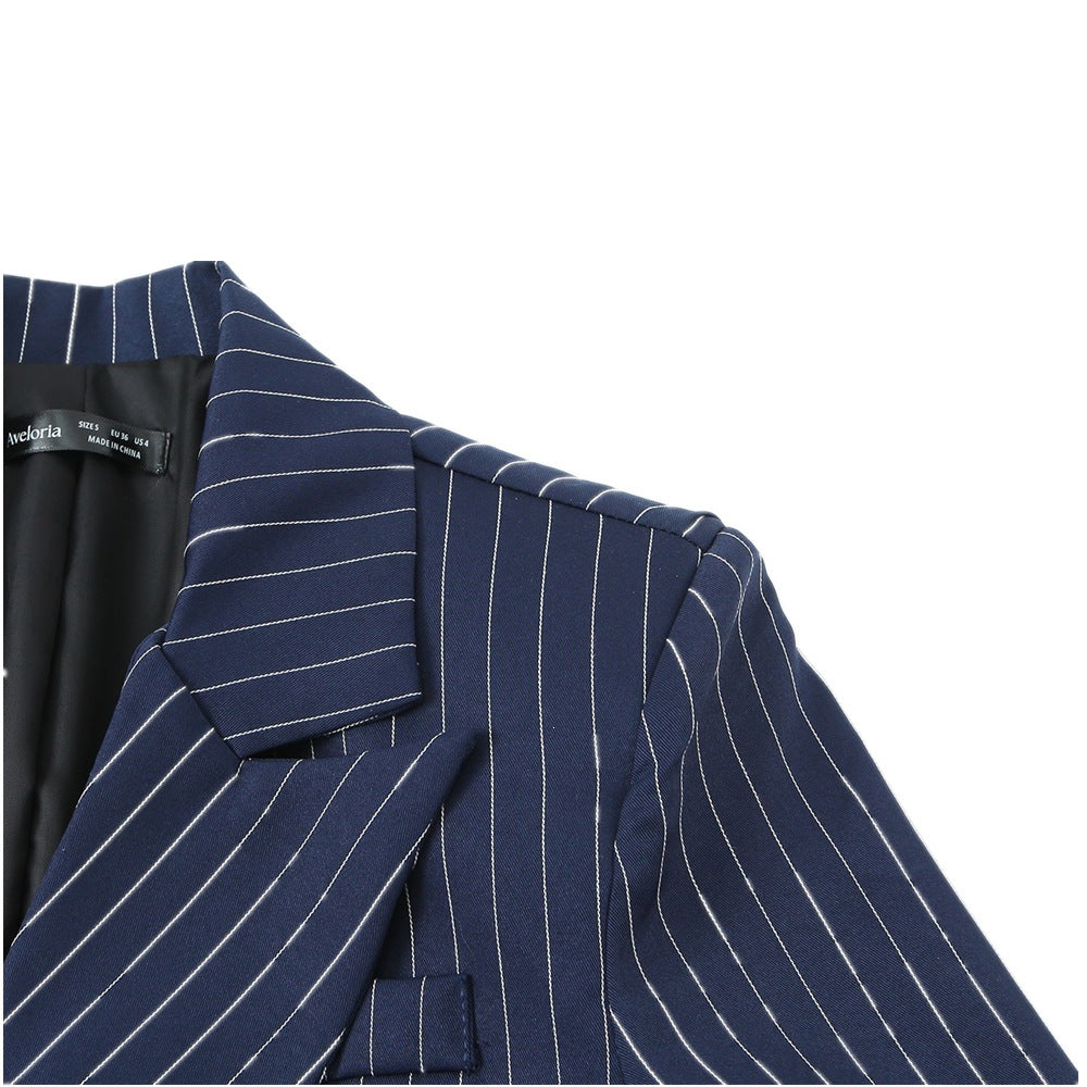Damen Taillierter Nadelstreifen-Blazer mit asymmetrischem Revers und Pattentaschen Shop Nory