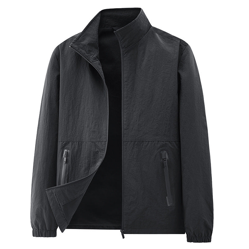 Herren Minimalistische Funktionsjacke mit Stehkragen, atmungsaktivem Meshfutter und wasserabweisenden Reißverschlüssen Shop Nory
