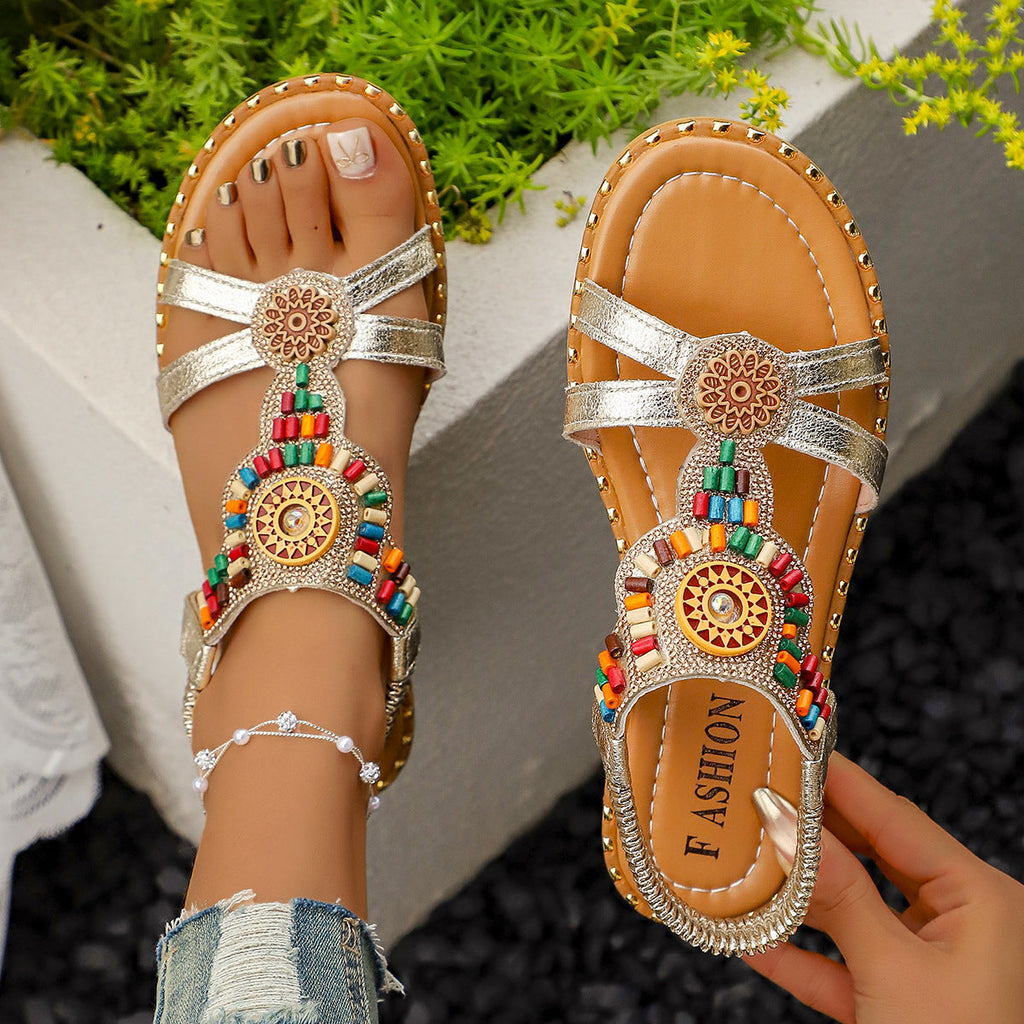 Damen Boho-Inspired Sandalen mit kunstvollen Verzierungen