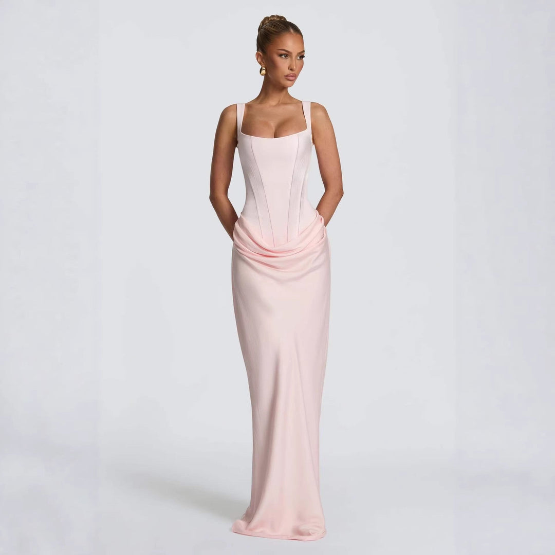 Damen Elegantes Maxikleid mit figurformendem Schnitt und zarten Drapierungen