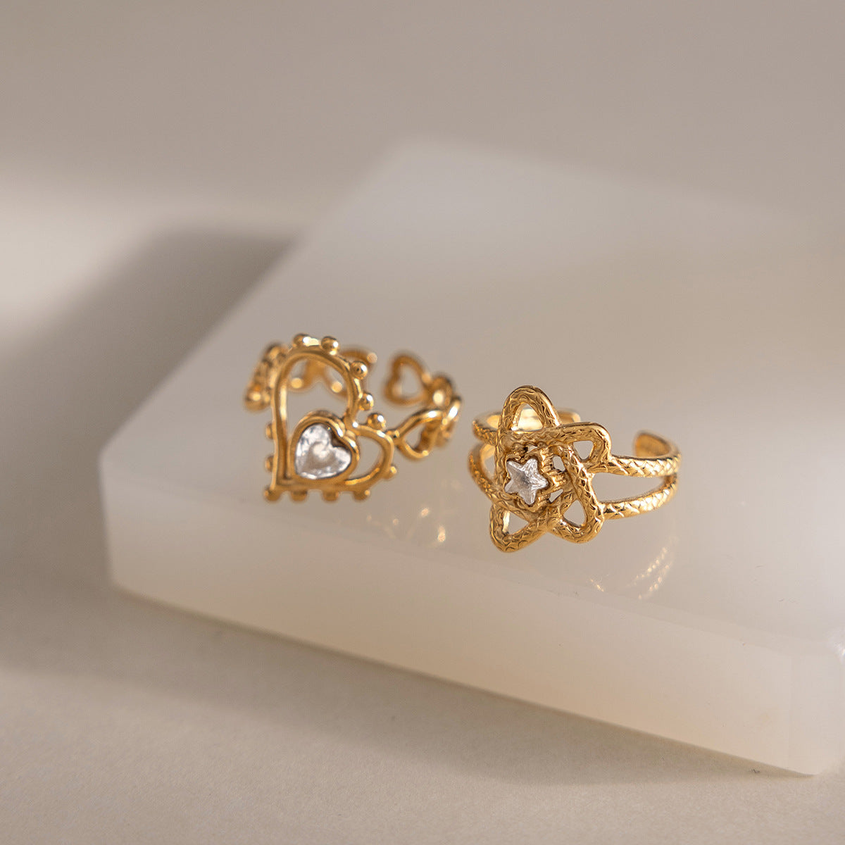 Damen offener Ring mit künstlerischem Herzdesign und hypoallergenen Eigenschaften Shop Nory