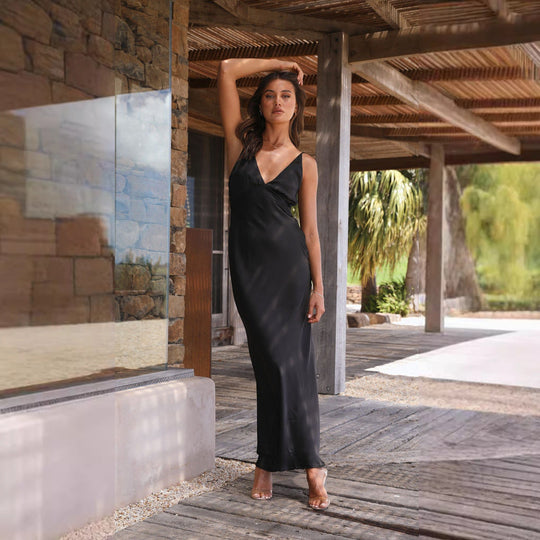 Damen Elegantes und Figurbetontes Abendkleid mit Tiefem V-Ausschnitt und Schmalem Schnitt