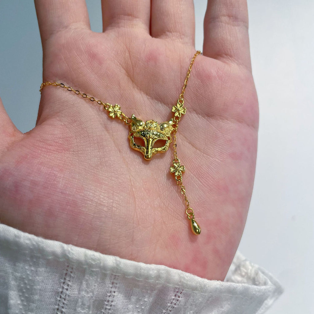 Damen Kette mit kunstvollem Fuchs-Anhänger und verspielten Details Shop Nory