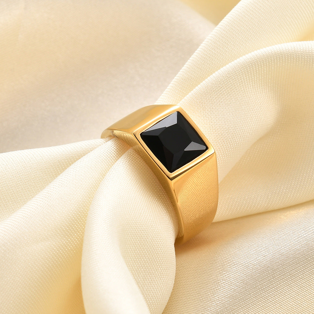 Herren Ring mit quadratischem, facettiertem Edelstein und modernem Design Shop Nory