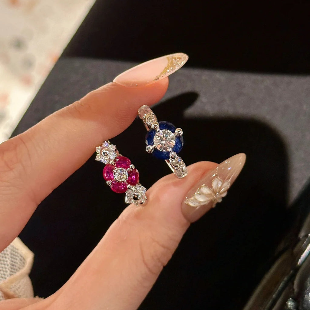 Damen Schmuckring mit floralem Design und funkelnden Zirkonia Shop Nory