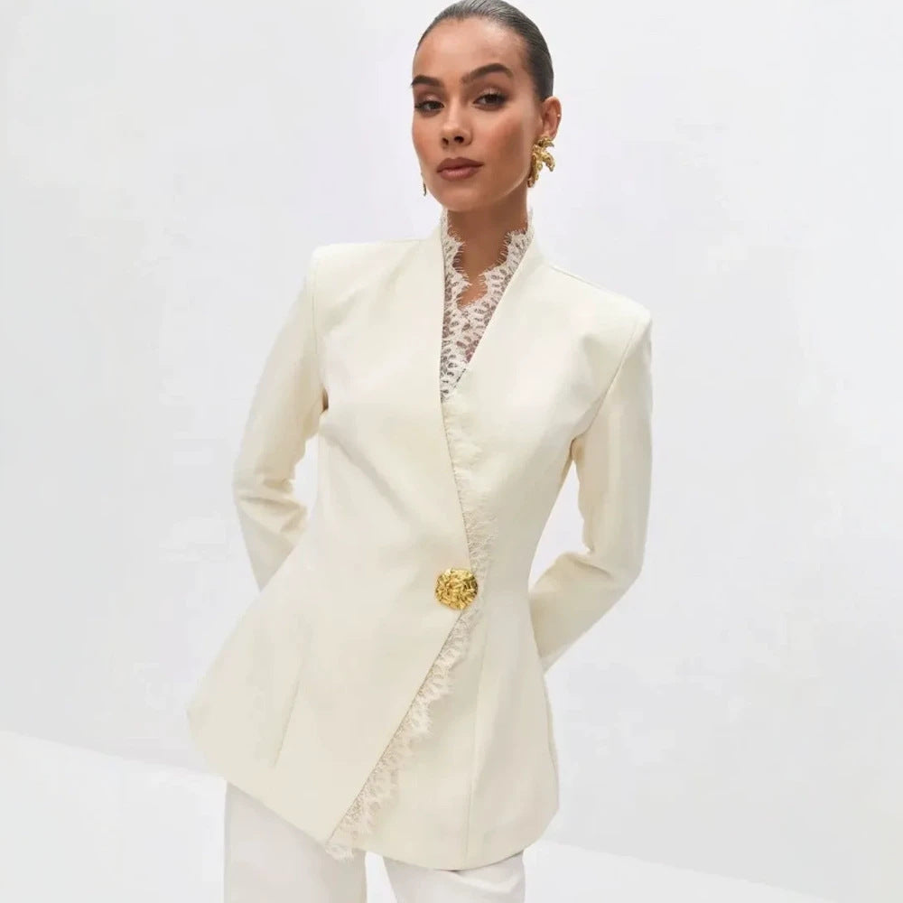 Damen Taillierter Blazer mit Spitzenbesatz und Zierknopf Shop Nory