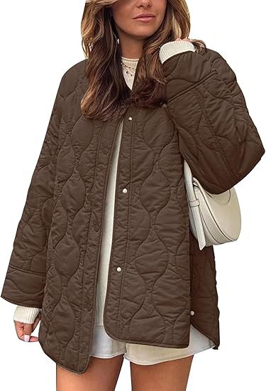 Damen Steppjacke im Oversize Design mit gewölbter Steppung und seitlichem Schlitz Shop Nory