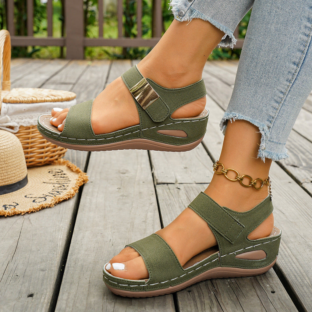 Damen Wedge-Sandalen mit modischem Riemendesign und elastischem Fußbett Shopnory