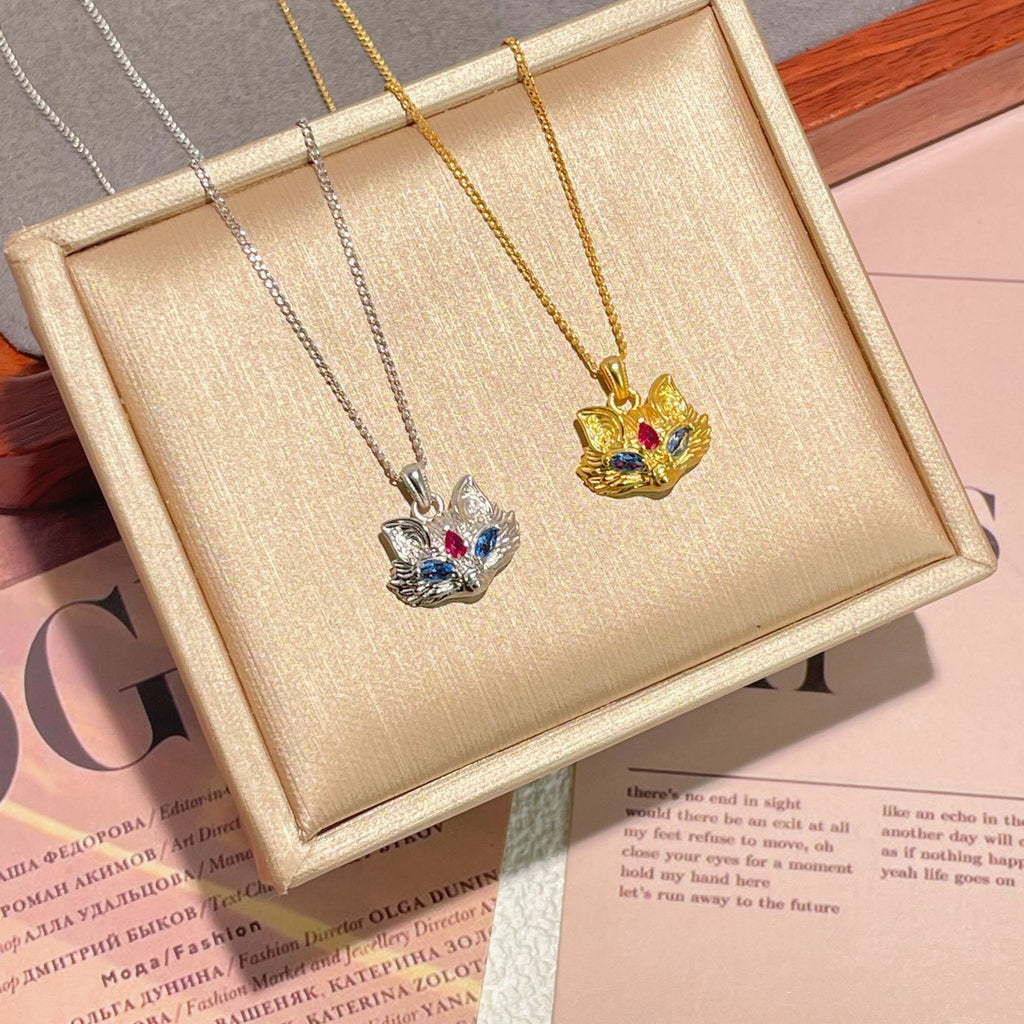 Damen Halskette mit detailliertem Katzenanhänger und strahlenden Kristallen Shop Nory