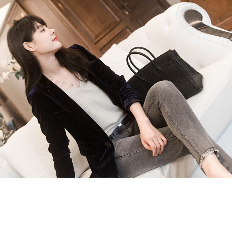 Damen Eleganter Samtblazer mit schmalem Schnitt Shop Nory