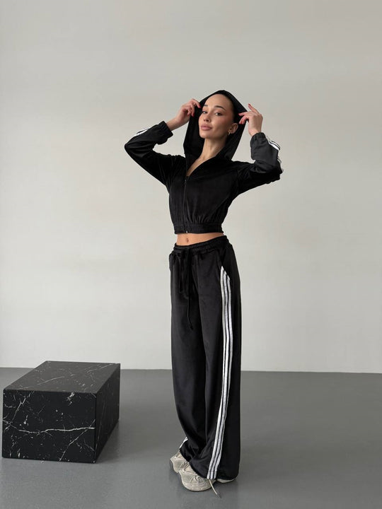 Damen Retro-Samt Trainingsanzug mit seitlichen Streifen, hochgeschnittener Bund und Reißverschluss Shop Nory