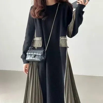 Damen Langes Oversize-Sweatkleid mit Rundhalsausschnitt, plissierten Seiteneinsätzen und Eingrifftaschen Shop Nory