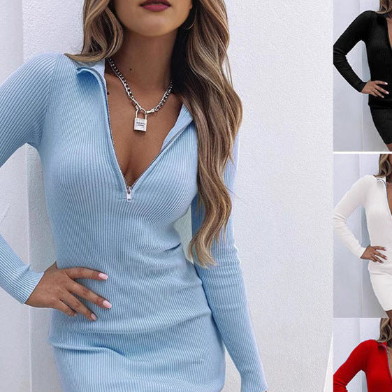 Damen Strickkleid mit kurzem Reißverschluss und langen Ärmeln