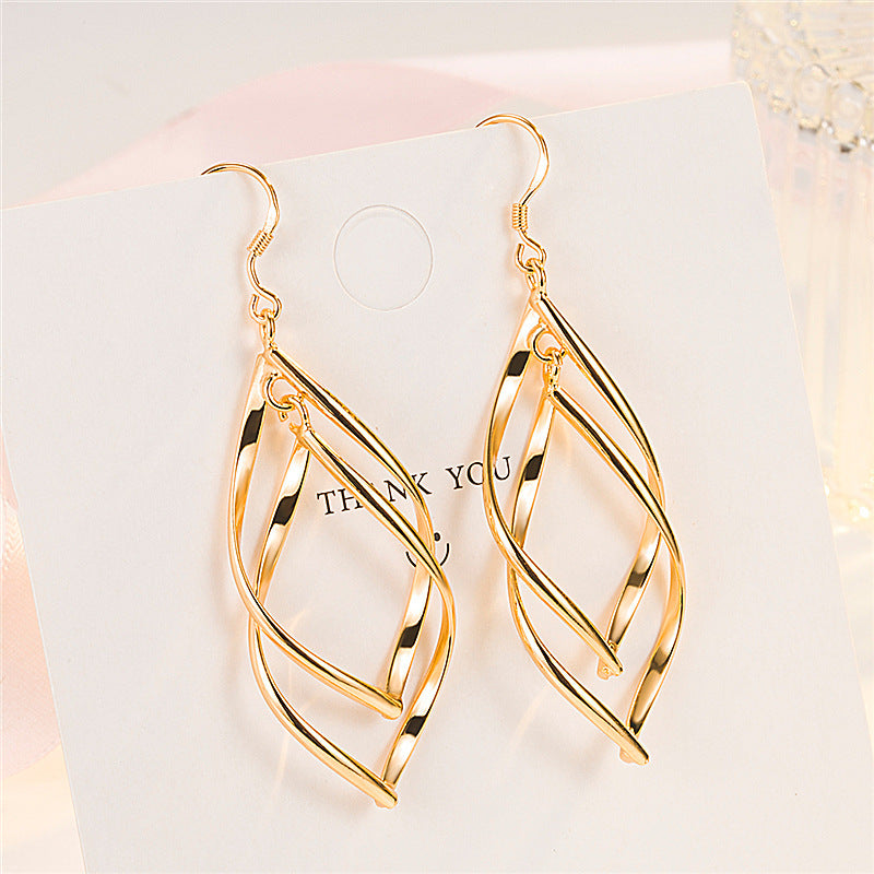 Damen elegante Ohrringe mit geschwungenem Design Shop Nory