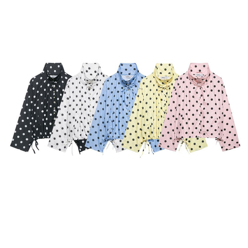 Damen Leichte Bluse im Polka‑Dot‑Design mit Stehkragen, Tunnelzugsaum und Knopfleiste Shop Nory