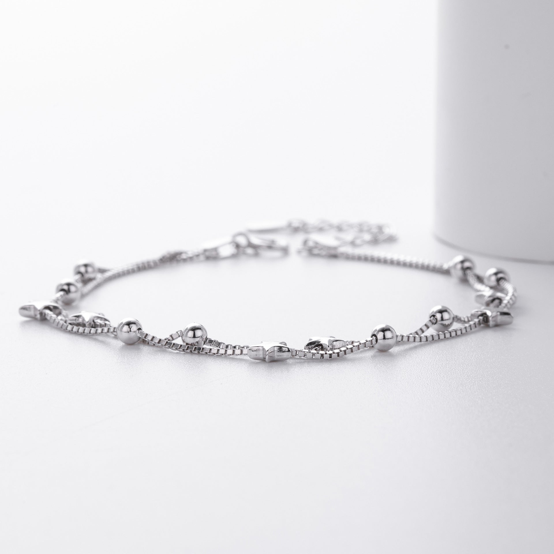 Damen Sterlingsilber Armbänder mit funkelnden Sternen und eleganten Kugeldetails Shop Nory