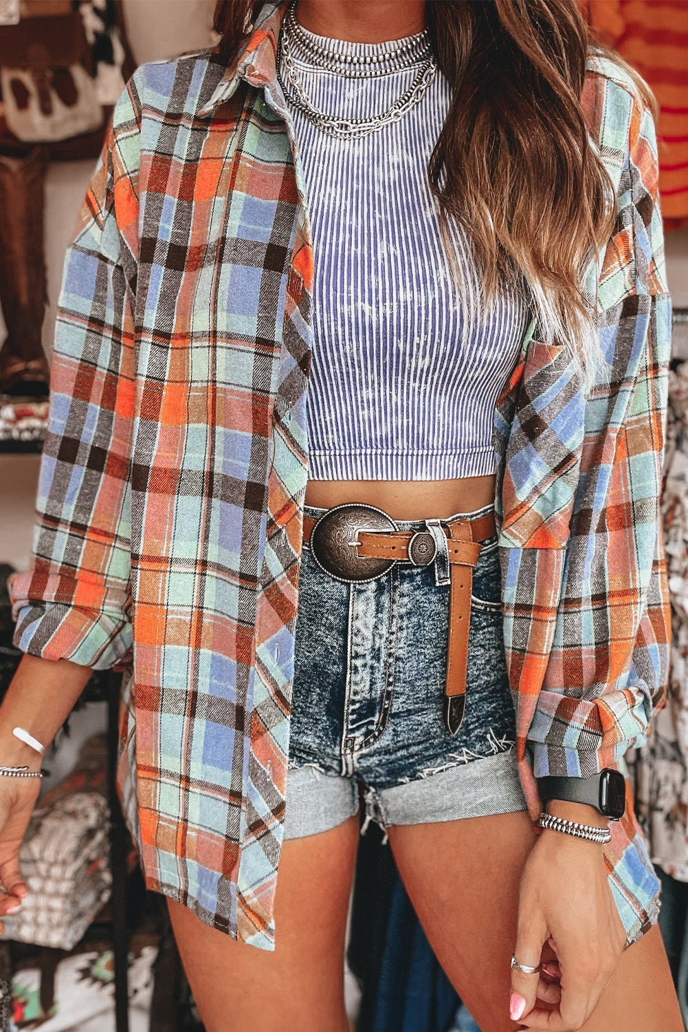 Damen Oversize kariertes Flanellhemd mit Brusttaschen und lässigem Schnitt Shop Nory