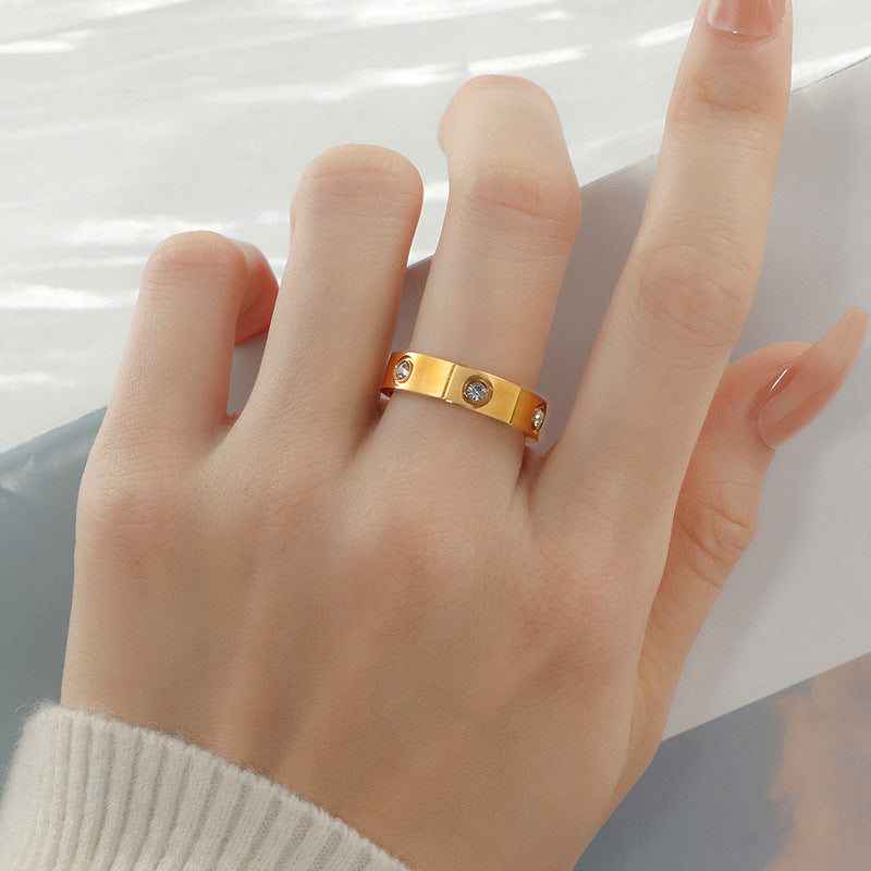 Damen eleganter Ring mit funkelnden Zirkonia Steinen Shop Nory