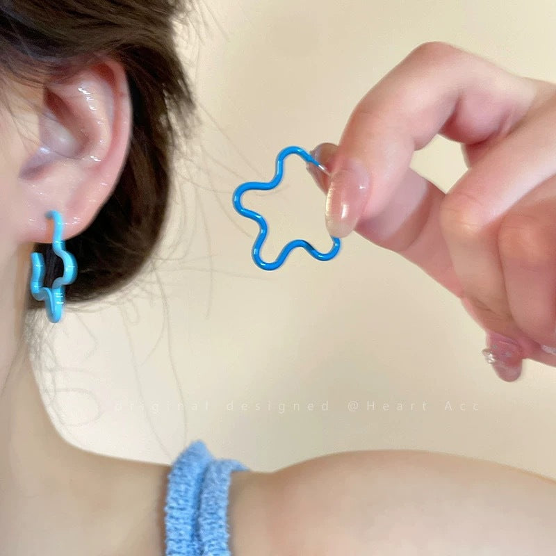 Damen Ohrstecker im einzigartigen Wellendesign Shop Nory