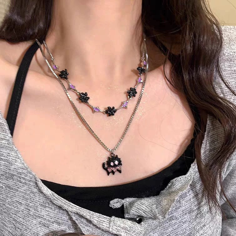 Damen Halskette mit kreativen Halloween-Motiv und verspieltem Katzenanhänger Shop Nory