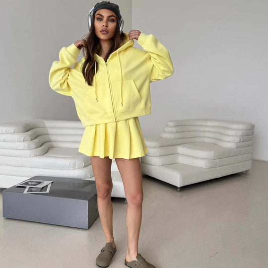 Damen Kurzzip-Kapuzenjacke mit plissiertem Minirock-Lounge-Set Shop Nory