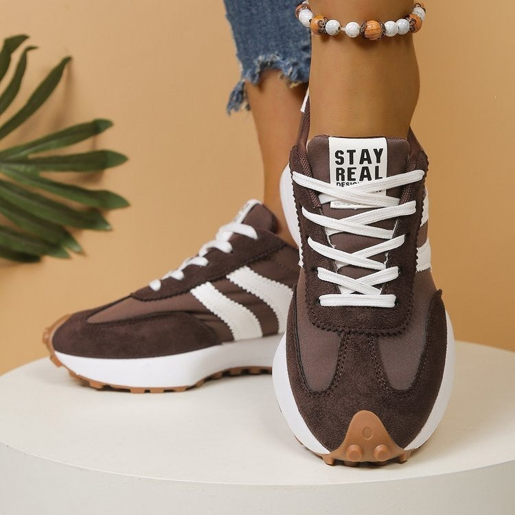 Damen Retro-Running-Sneaker mit Wildlederoptik, profilierter Gumminsohle und gepolstertem Komfortfußbett Shop Nory