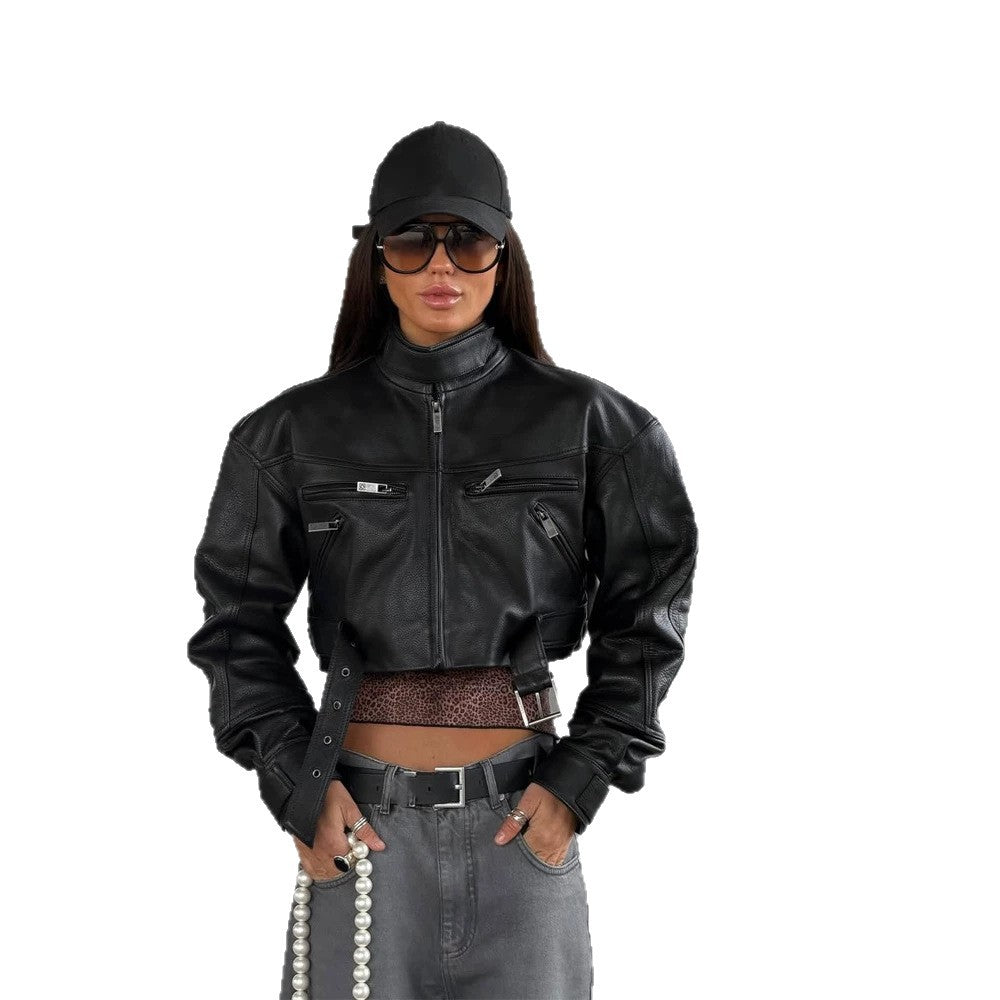 Damen Cropped Boxy-Bikerjacke aus veganem Leder mit hohem Stehkragen, Reißverschlusstaschen & Schnallen-Detail Shop Nory