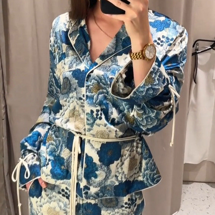 Damen Zweiteiliges florales Jacquard-Loungewear-Set mit Taillengürtel, Paspelierung und Bindärmeln Shop Nory
