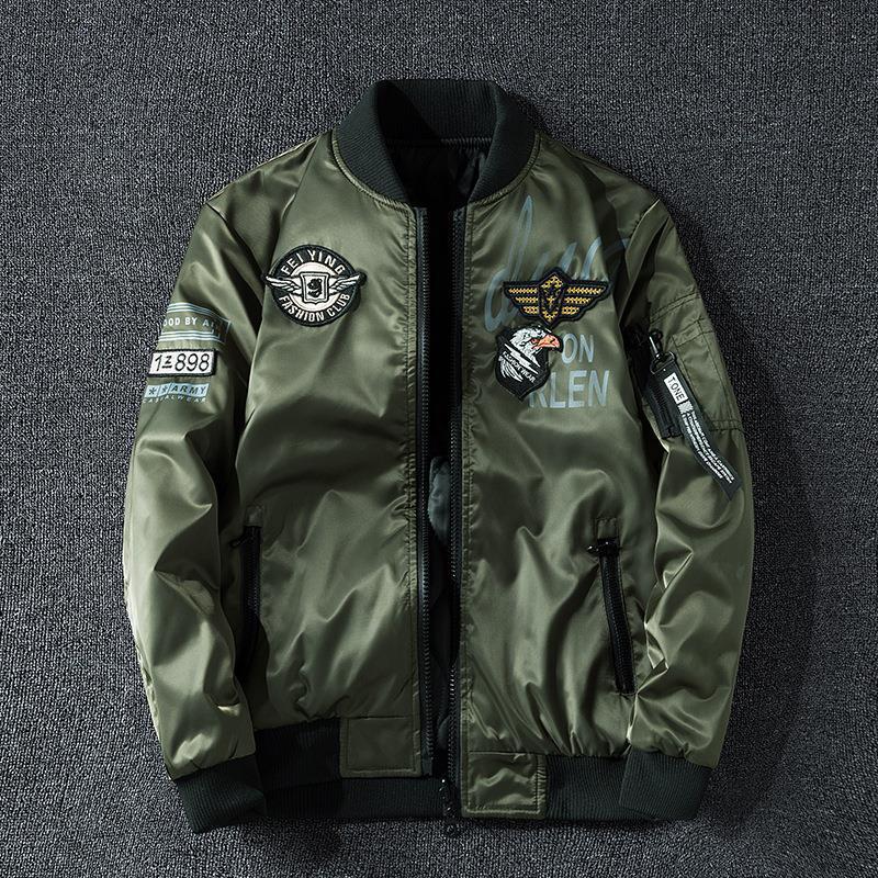 Herren Pilotenbomberjacke im Aviator-Look mit Badge-Applikationen, Ärmeltasche und gerippten Bündchen Shop Nory
