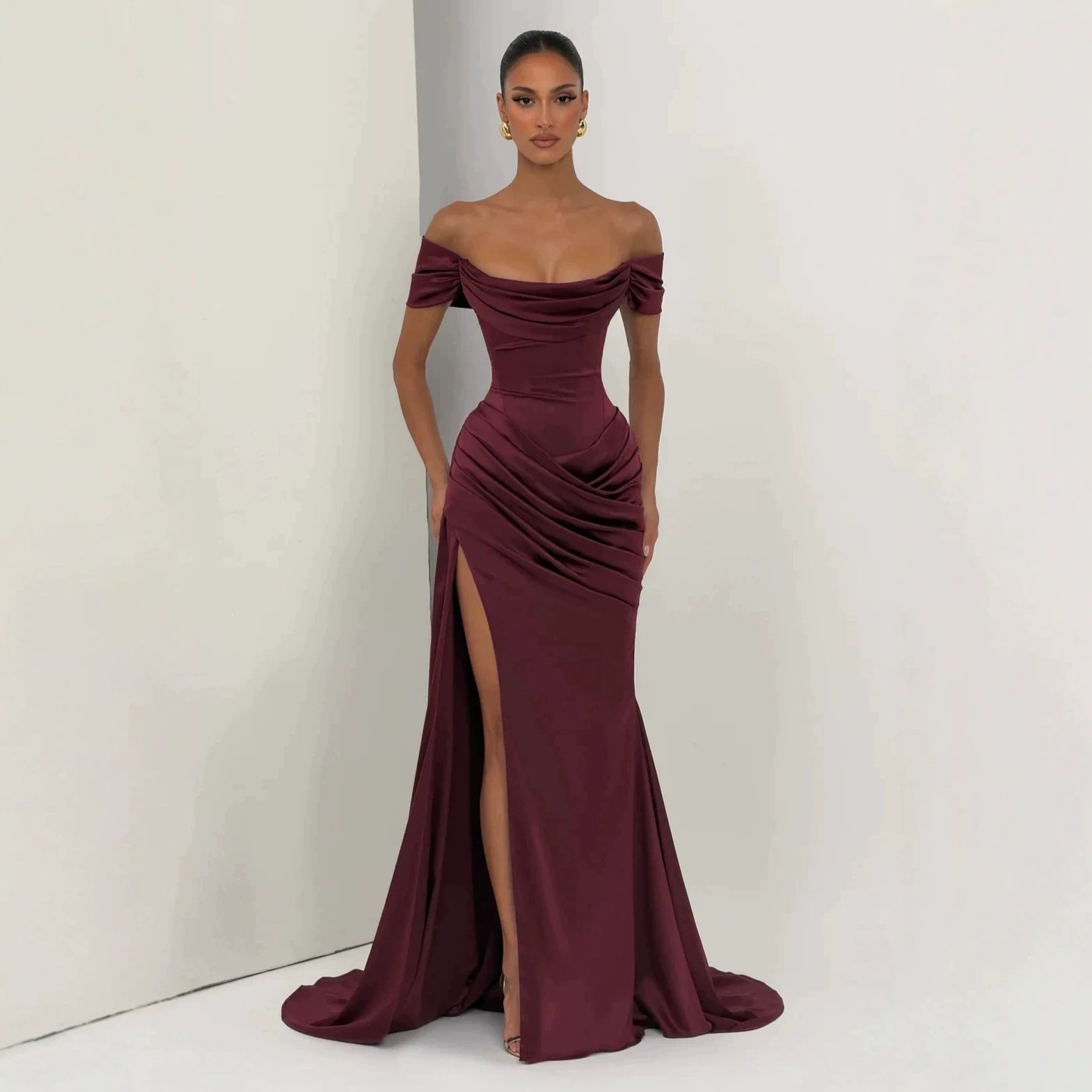 Damen Elegantes Off-Shoulder-Maxikleid mit seitlichem Schlitz