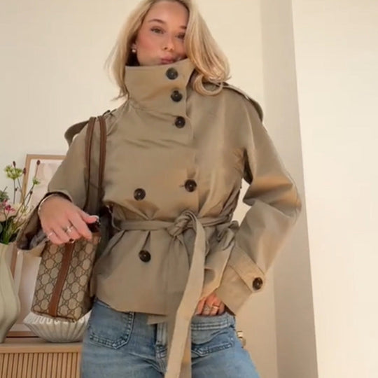 Damen Modische Trenchjacke mit tailliertem Schnitt und praktischen Taschen ShopNory