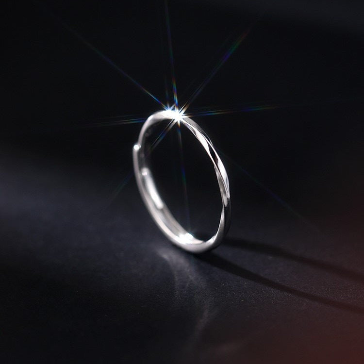 Damen Ring mit elegantem, geschwungenem Design und minimalistischer Ästhetik Shop Nory